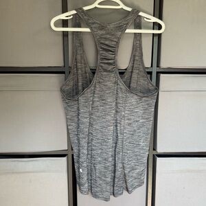 🍋 Lululemon Racerback Tank